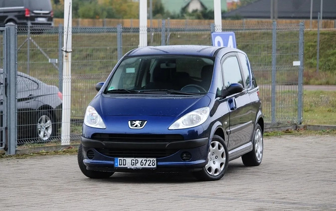 Peugeot 1007 cena 9900 przebieg: 123000, rok produkcji 2006 z Jędrzejów małe 407